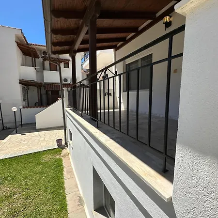 شقة Sea And Sun Maisonette نيكيتي